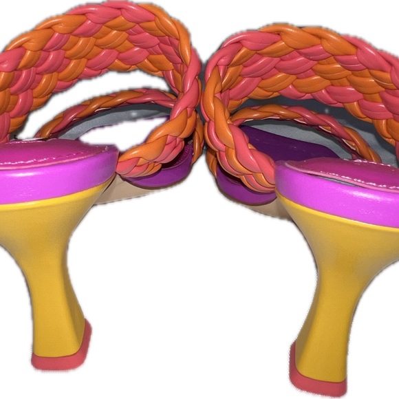 Nine West Multi-color Sandal. Sz 8 New with Box. Hot pink, orange and yellow. - Picture 5 of 6